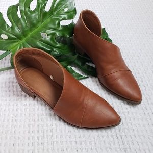 Universal Threads Size 6.5 Cutout Booties